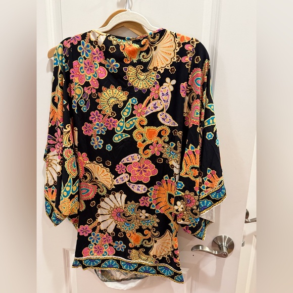 Trina Turk Pink and Orange Graphic 3/4 Sleeve Blouse - Picture 2 of 2